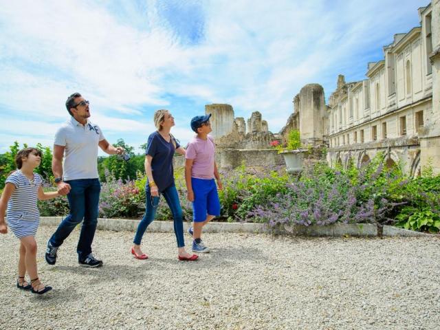 vestiges-chateau-de-fere-fere-en-tardenois