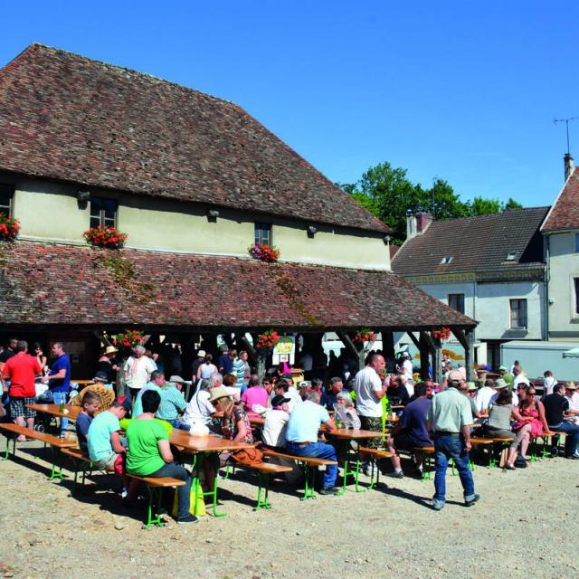 Country market in Marigny-en-Orxois