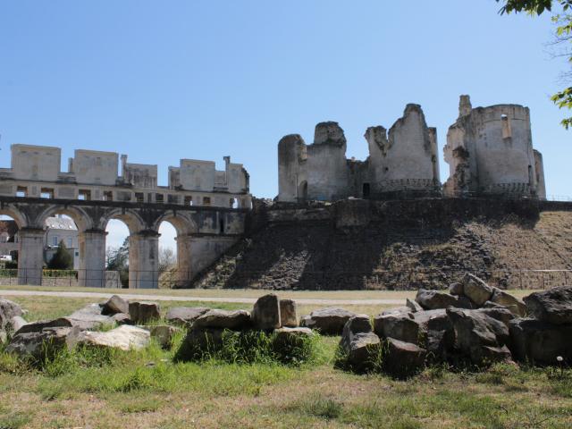 vestiges-chateau-de-fere-fere-en-tardenois