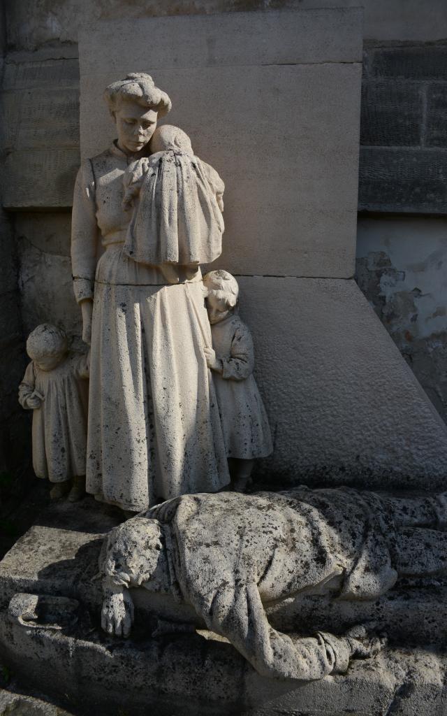 la-paie-sculpture-jacopin-chateau-thierry