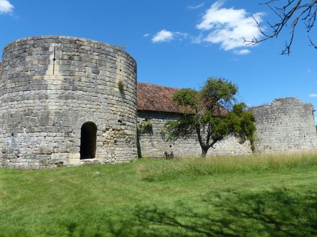 chateau-de-nesles-seringes-et-nesles