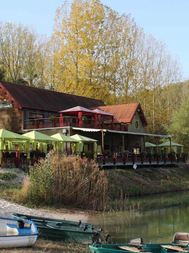 The Domaine de La Salamandre in Latilly